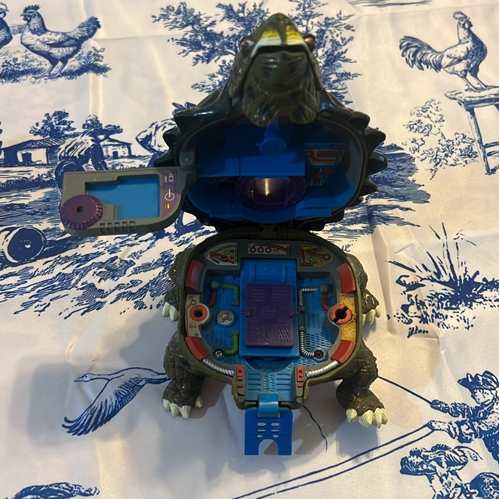 Teenage Mutant Ninja Turtles 1994 Mirage Studios Playmates Micro Base